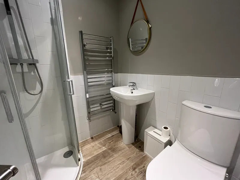 Modern 6 Bed + 2.5 Bath Student House // Jul 2026 - Image 6